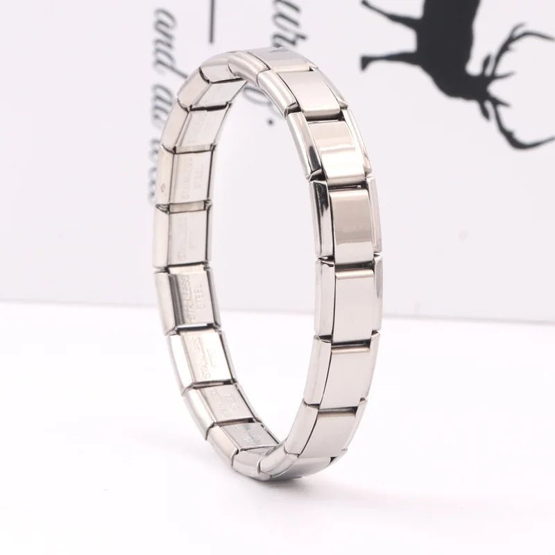 Product Name: Moonstone Stainless Steel Carving Bracelet Material: Stainless steel Size: 17.5 centimeters long Color: Steel - Avero
