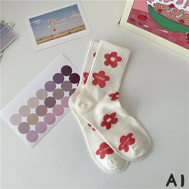 Women's Cute Korean Fashion Socks Love Heart Square Funny Casual Comfy Street Hip Hop Skateboard Daily Trendy Footwear - Avero