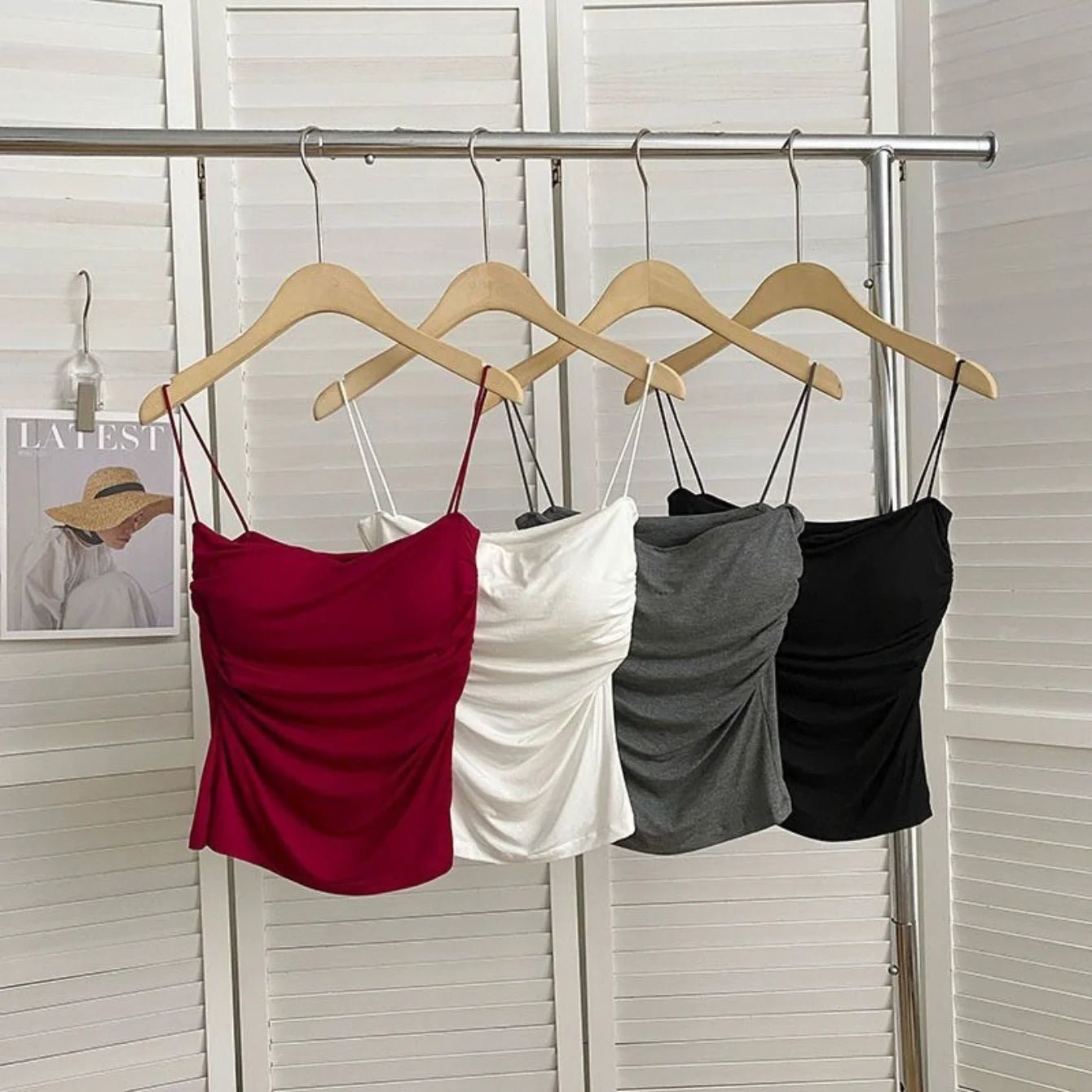 Women's Sleeveless Top Tank Underwear Fitted Camisole Sexy Short Top With Thin Straps Plain White Tank Top Korean Style - Avero