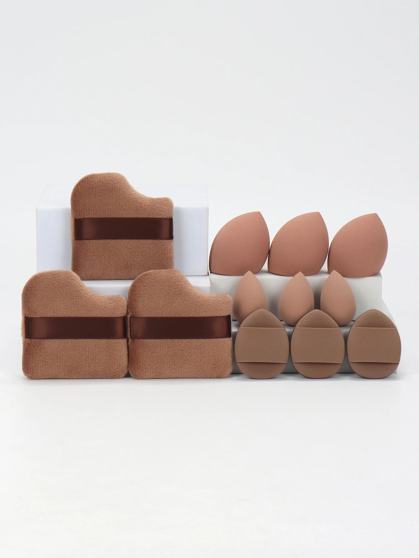 12 - Piece All - Purpose Makeup Sponge Set, Made of 3 Loose Powder Puffs, 3 Mini Air Cushion Puffs, 3 Beauty Eggs and 3 Mini Beauty - Avero