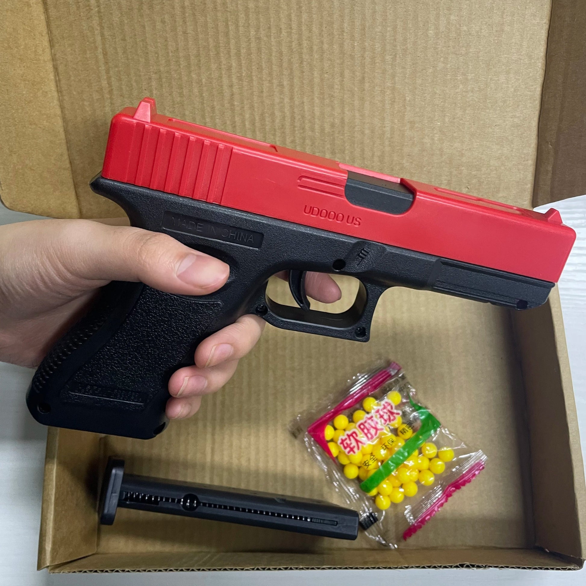 2025 New Soft Bullet and Airsoft Pistol Manual G17 G lock Toy Gun Lower Magazine Laser Outdoor Sports CS Game Weapon Kisd Gift - Avero