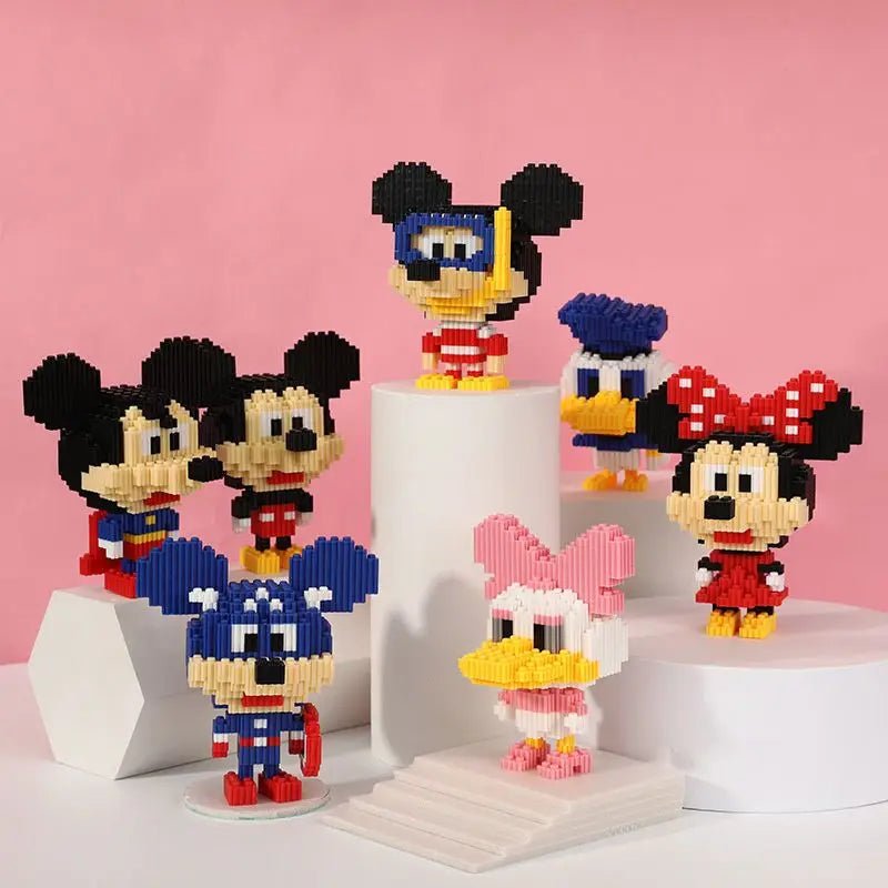 Disney and Marvel peripherals are compatible with Lego small particle assembly building blocks, small toy puzzle ornaments - Avero