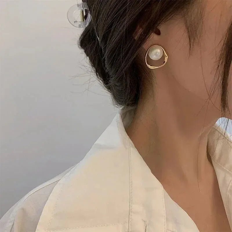 Imitation Pearl Earring for Women Gold Color Round Stud Earrings Korean Delicate Irregular Design Unusual Fashion Jewelry - Avero