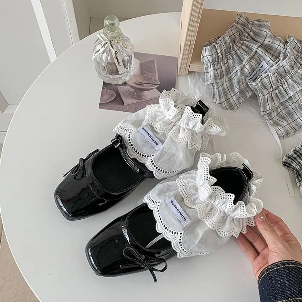 Korean Fashion White Lace Lolita Shoes Cover socks Women's Ins Home Warm Footwear Ballet Style over Shoes Socks - Avero