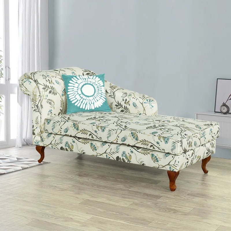 Luxury Designer Royal Chair Living Room Minimalist Unique Royal Chair Meditation Hotel Nordic Shoe Wood Sillas Trendy Furniture - Avero