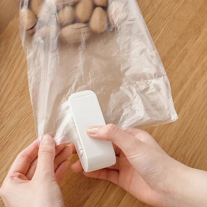 Mini Heat Bag Sealing Machine Package Sealer Bags Thermal Plastic Food Bag Closure Portable Sealer Packing Kitchen Special Tools - Avero