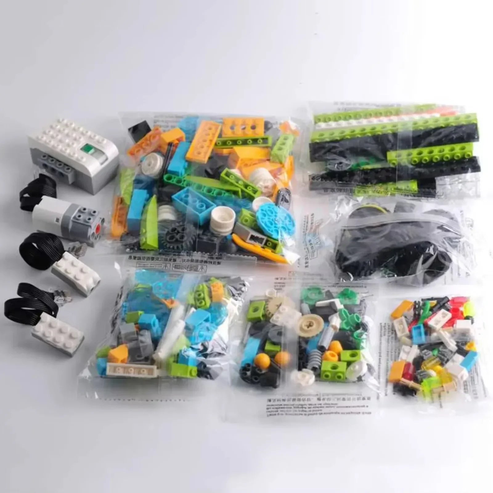 STEM We - do2.0 45300 Core Programming Kit Compatible legoed Education Building Blocks Kit with 280pcs & Sensors Electronic Bricks - Avero