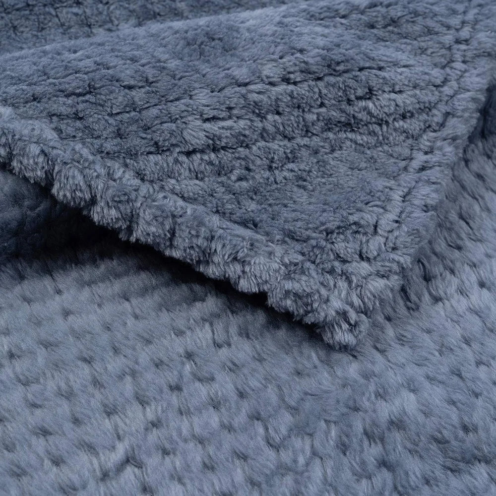 Warm Soft Fuzzy Dog or Cat Blanket, Plush Fleece Throws for Puppy, Kitten, Bed, Couch, Sofa, Travel (S/24" x 32", Blue) - Avero