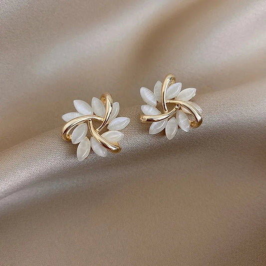 ZAKOL New Temperament Flower Earrings for Women Girls Sweet Korean Fashion Gold Color Crystal Zircon Party Accessories - Avero